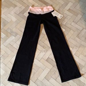 Lululemon Astro yoga pant sz4